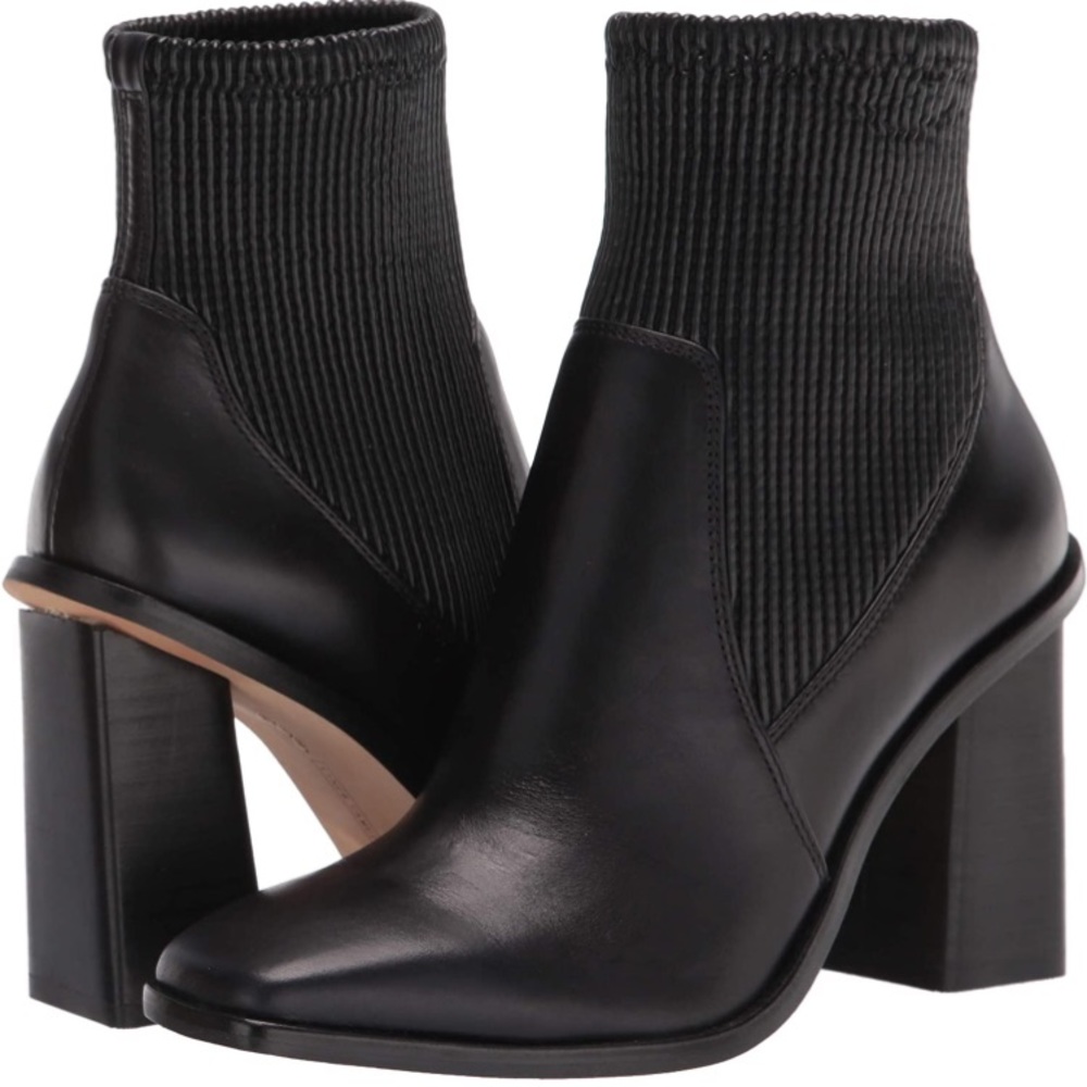 Brand new Vince Camuto Dasta Boots